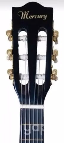 Guitarra acústica mercury