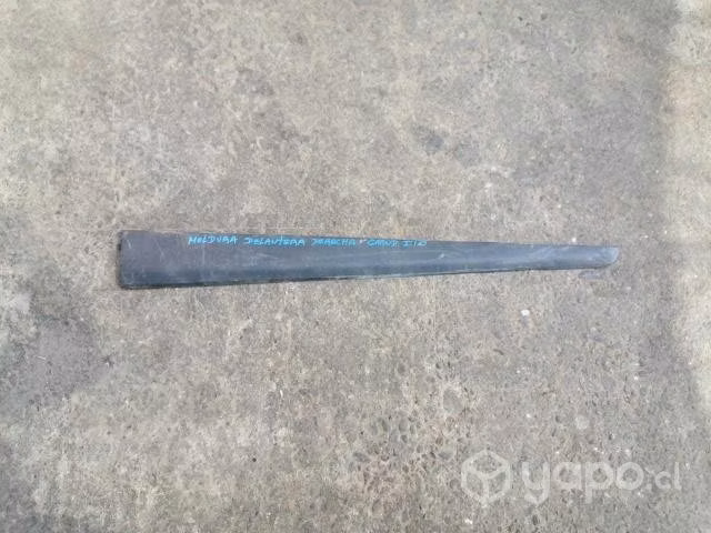 Moldura delantera derecha hyundai grand i10 orig