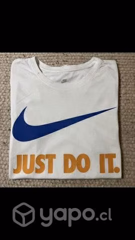Polera Nike