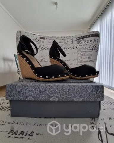 Sandalias BASEMENT