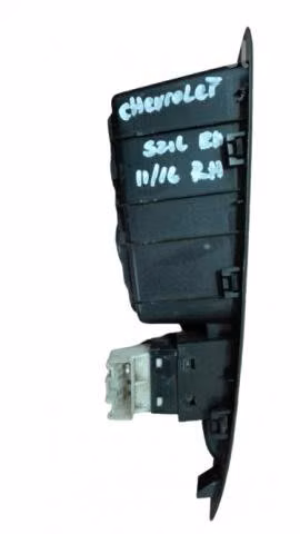 Botonera puerta trasera rh chevrolet sail 11/16 - Imagen 2