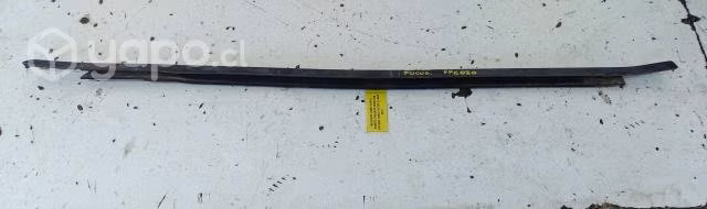 Moldura Lame Vidrio Puerta Trasera Derecha Ford Fo