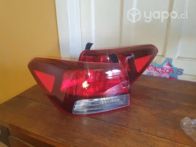 Foco trasero kia rio  izquierdo o derec