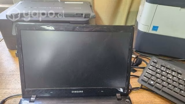 Pantalla Samsung 355e en perfecto estado - Imagen 2