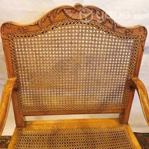 Antiguo bello sitial francés L.XV