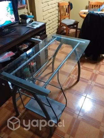 Escritorio multiuso