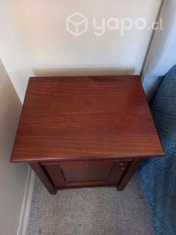 Respaldo de cama y veladores