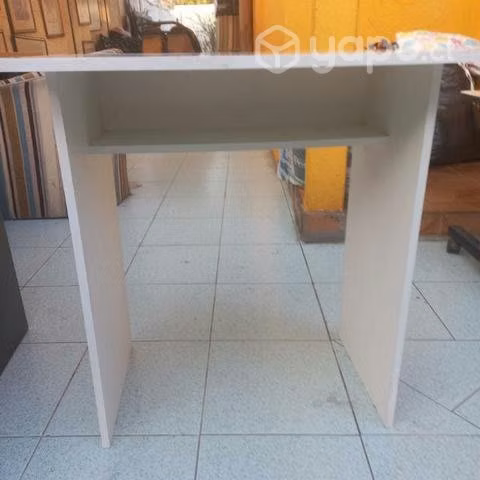 Escritorio escolar blanco 69X50X75