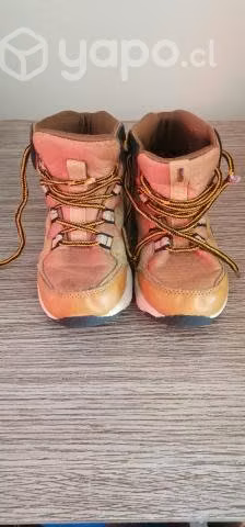 bototos y zapatillas