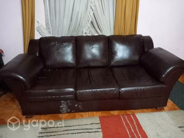 Sofá 3 cuerpos con detalles