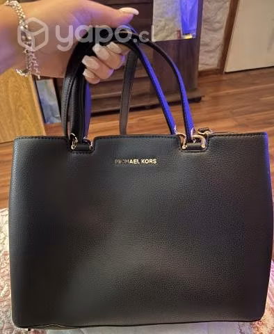 cartera Michael Kors nueva