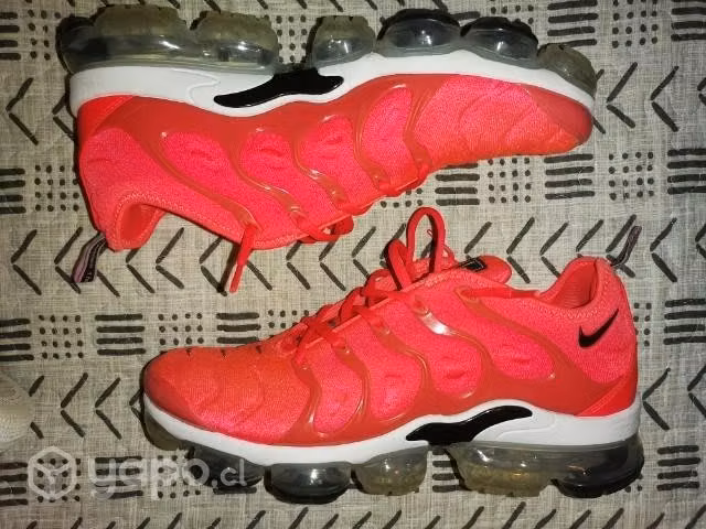 Nike Air Vapormax Plus Bright Crimson - Imagen 6