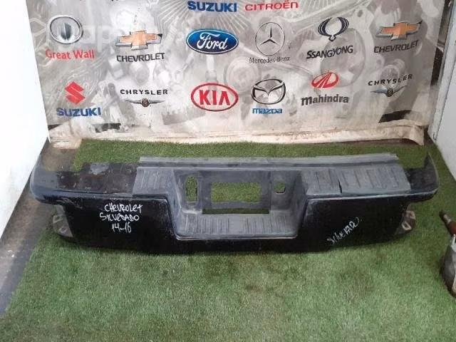 Parachoque trasero cromado chevrolet silverado 14