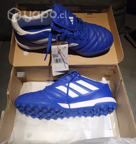 Zapatillas de futbol Adidas para pasto sintético