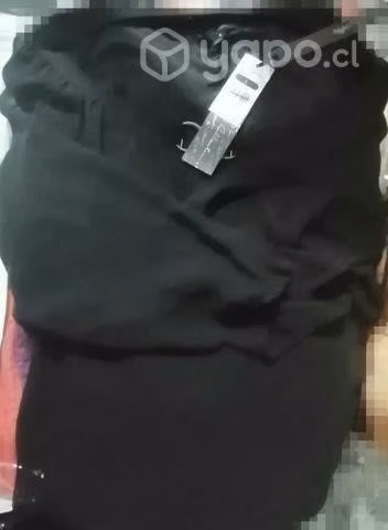 Prendas nuevas con etiqueta