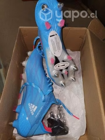 Zapatos de futbol