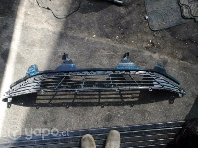Rejilla parachoque delantero hyundai tucson 2020