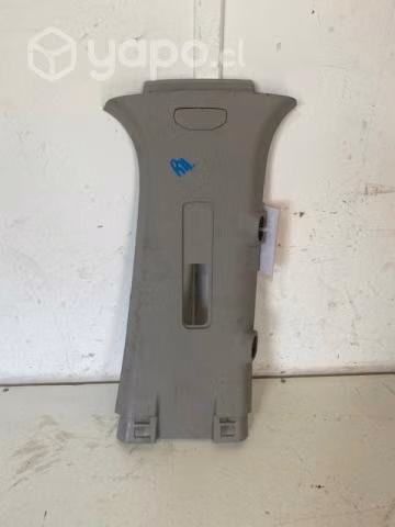 Tapiz cubre pilar cent sup der (MT173) Maxus T60