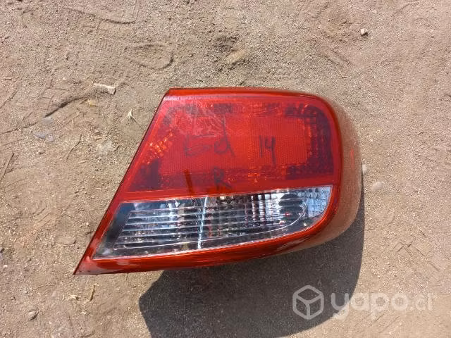 Foco trasero derecho Volkswagen Gol 2014