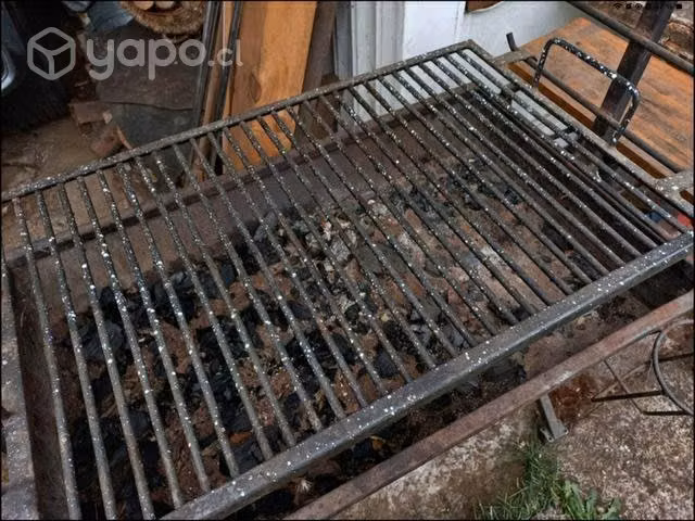 Parrilla a carbón - Imagen 2