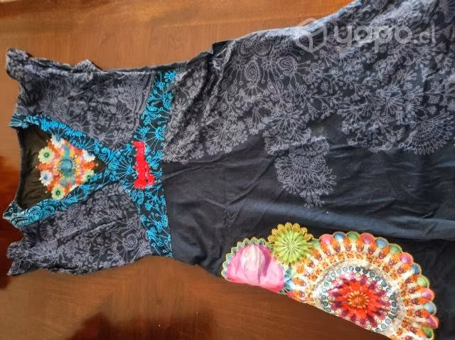 Hermosa ropa de mujer