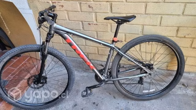 Bicicleta Trek Marlin 4 aro 29