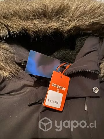 Parka SuperDry nuevas (Repelente al agua)