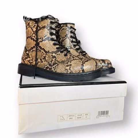 Botines marca SARKANY talla 36 y 37 nuevos - Imagen 2