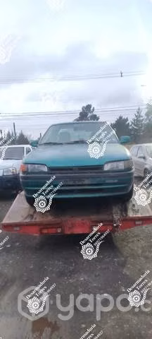 Capot mazda 323 año 1997