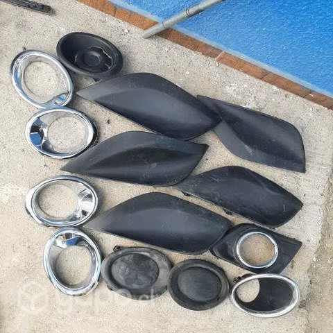 Tapas neblineros de nissan