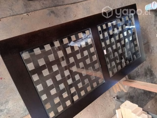 Mesa de centro magasa usada pero en excelente esta