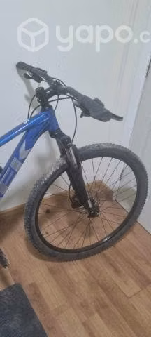 Bicicleta Trek Marlin 6 Azul