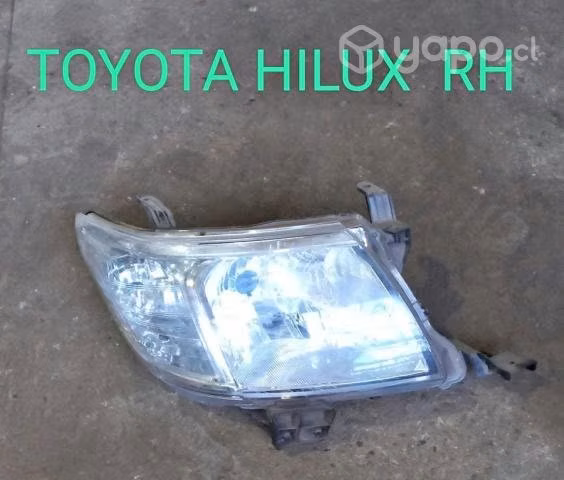 Optico derecho Toyota Hilux