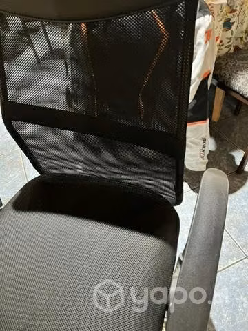 Silla Escritorio Semi-Nueva - Imagen 2