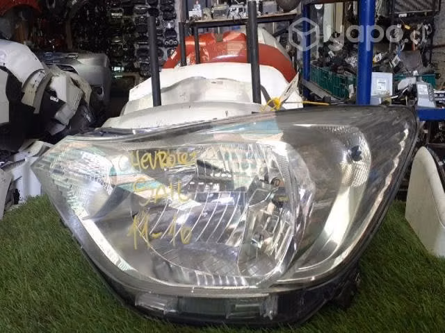 Optico izquierdo chevrolet sail 11 16
