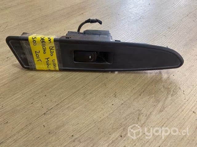 Boton alza vidrio pta del der Mahindra Xuv500 2015
