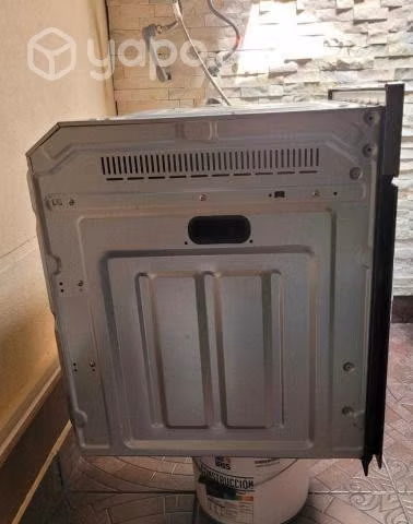 Horno empotrable eléctrico Kubli Neu 2.0