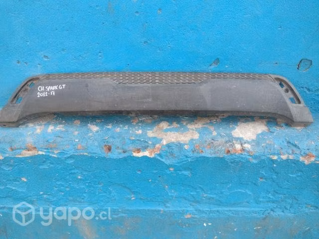 Moldura de parachoque tra Chevrolet spark GT 2014