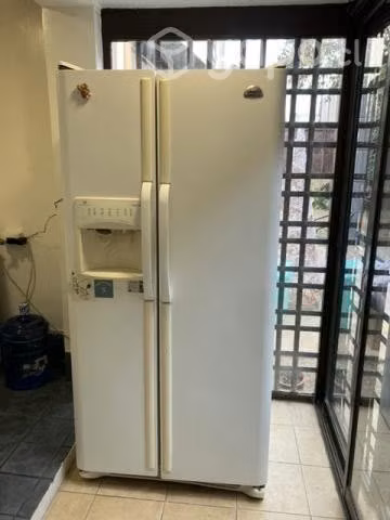 Refrigerador General Electric, by side