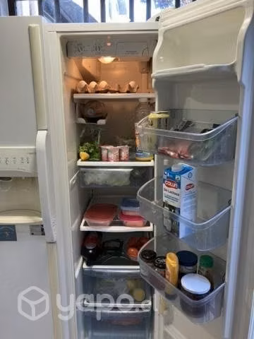 Refrigerador General Electric, by side