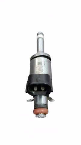 Inyector de riel 2.0 Mazda3 CX-3/CX-5 año 12/18 - Imagen 2