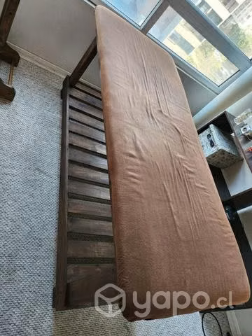 Camilla para masajes de madera en perfecto estado