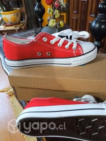 Zapatillas de lona nuevas