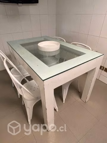 Comedor de diario + 4 sillas