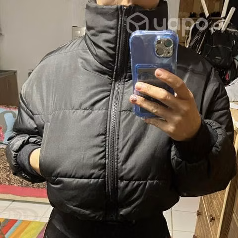 Abrigo acolchado con bolsillos