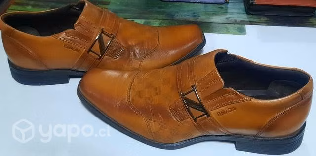 Zapatos elegantes para vestir