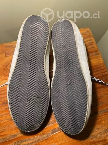 Golden goose superstar 44