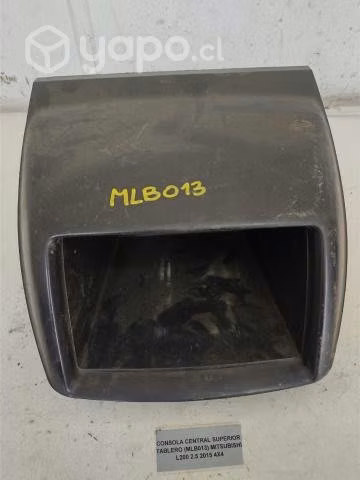 Consola Central Sup Tablero (MLB013) Mitsub L200