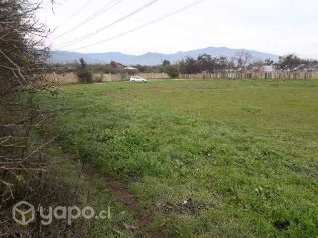 Terreno urbano 2048 m2 en Olmué