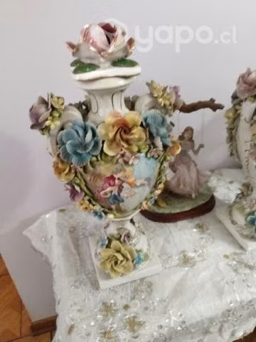 Jarrones Isabelinos de Porcelana